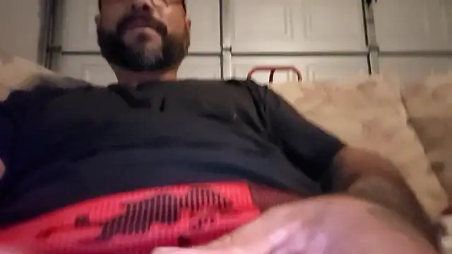 Forbidden_daddy: онлайн-секс-чат