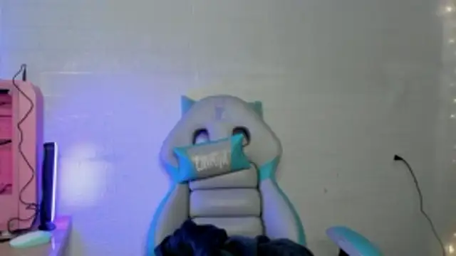 Lauryn_muller Chat XXX in diretta