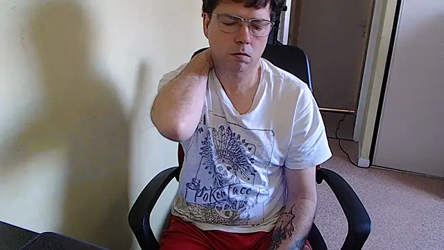 blueandwhite1: διαδικτυακό σόου στην κάμερα