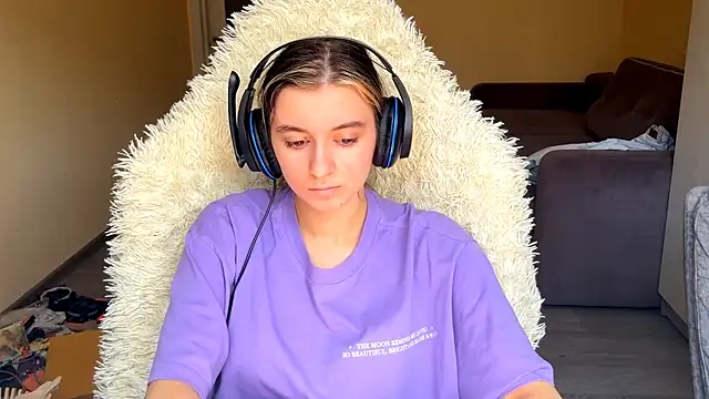 LueIvins – Kamerová šou