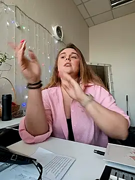 Juicy_PeachLux's Live XXX Chat