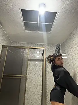 baby_akuma's Live XXX Chat