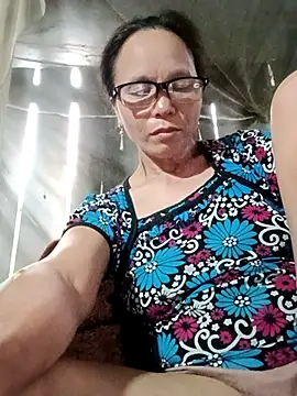 Tina6886 webkamerás műsora