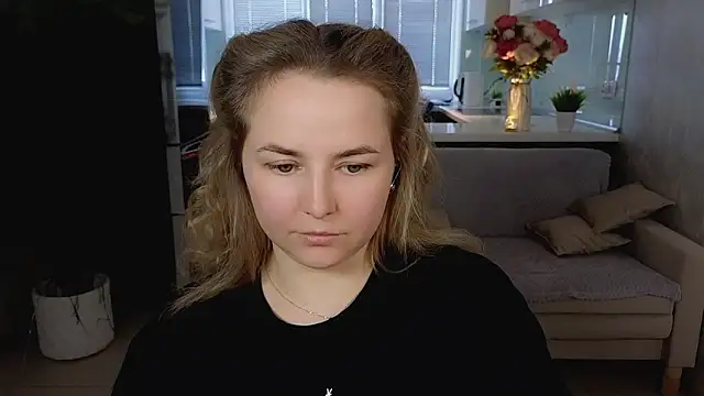 Mira_Mermayd's Live XXX Chat