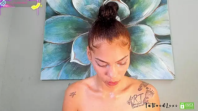 Chatroom XXX en direct de TattoedLexi_