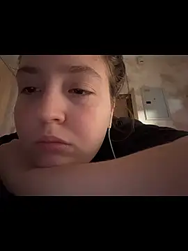 charmingggirl webcam show