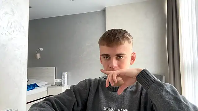 SoloFury Live XXX Chat