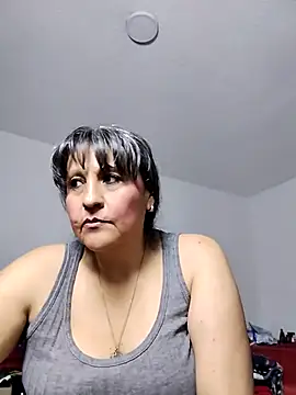 Show de Merlyna_Goldenss na webcam