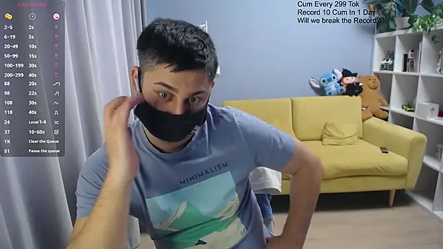 Tomguys Show in webcam