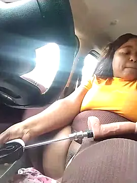 Katie_lips' Live XXX Chat