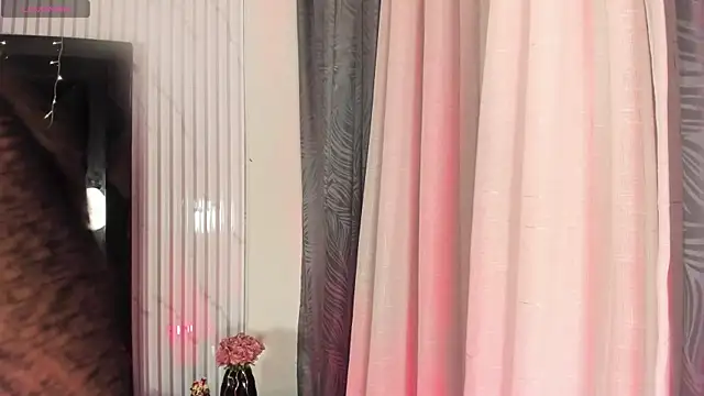 ailynBlazeのライブXXXチャット