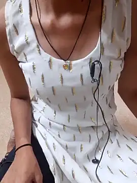 Khushi_rani Adlı Modelin Canlı XXX Sohbeti