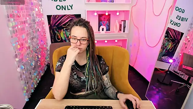 LisaFoxy_yのライブXXXチャット