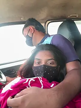 Show modela Miss__Manisha na web-kameri