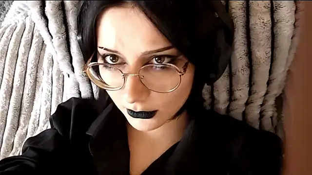 HighLense Adlı Modelin Canlı XXX Sohbeti