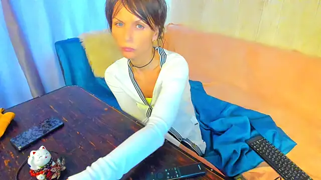 Elizabe_th Adlı Modelin Canlı XXX Sohbeti