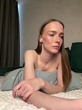 Kira_Quinn: онлайн-секс-чат