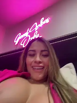 sexyyykloee Live XXX Chat