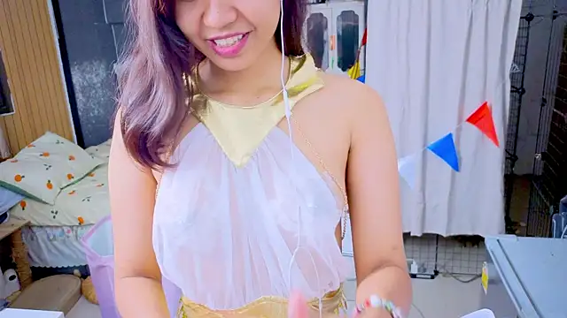 Kana_G élő XXX-chatje