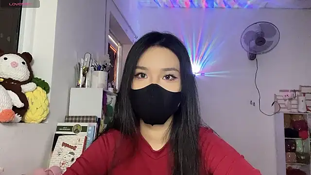 Tieu-May's Webcam Show