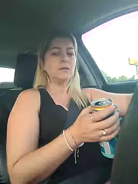 NikkiBlisss' Live XXX Chat