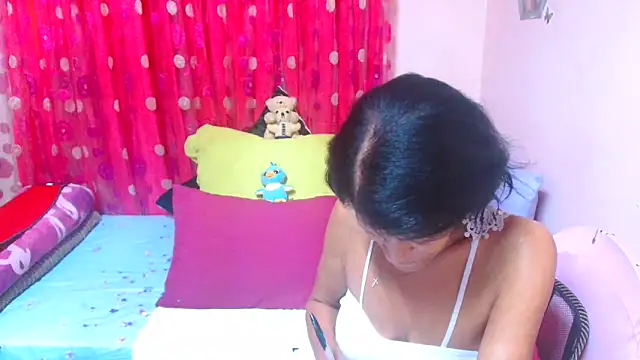 Онлайн чат XXX SLUTTYROXY