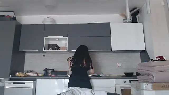 gglingerieeのライブXXXチャット