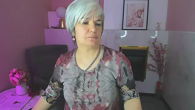 CarmenSoftのライブXXXチャット