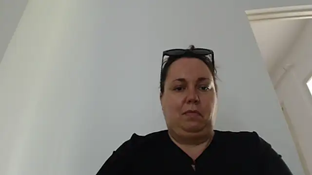 แชท XXX สดของ WendyRhoades