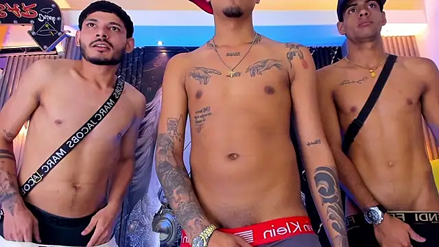 โชว์เว็บแคมของ the_knights_of_the_night_