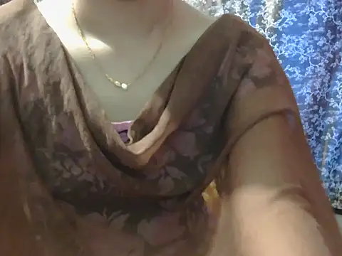 Chat +18 de Adorable_Ayesha ao vivo