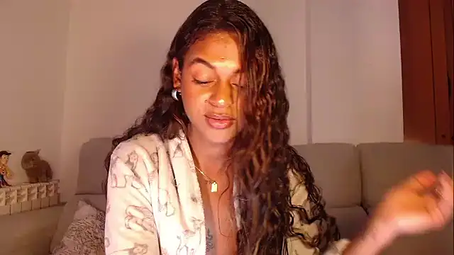 camil_sexx1: вебкам-шоу