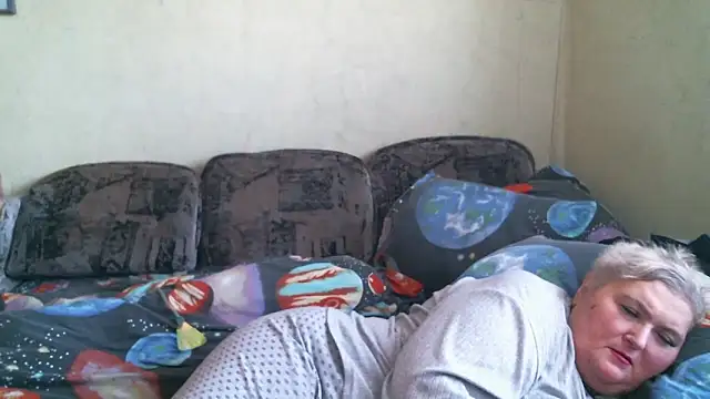 Lana555 élő XXX-chatje