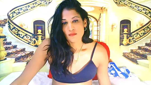 IndianSexcSmyle's Live XXX Chat