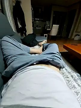 zxc9090zxc's Live XXX Chat