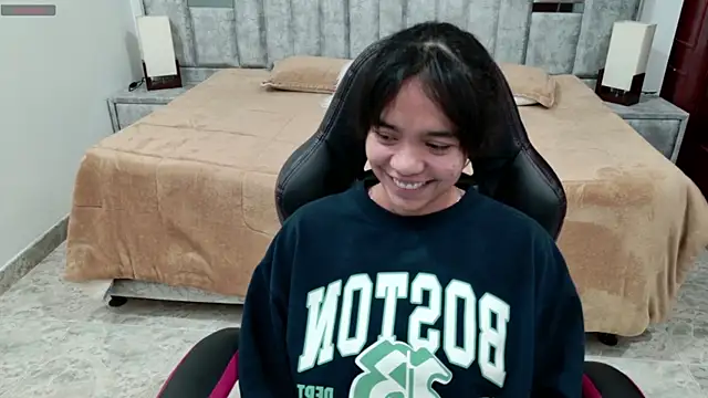 laureentt_'s Live XXX Chat