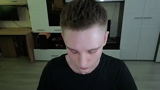 Webkamerová show angryzan