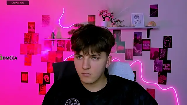 XXX chat uživo modela travis_wolf_