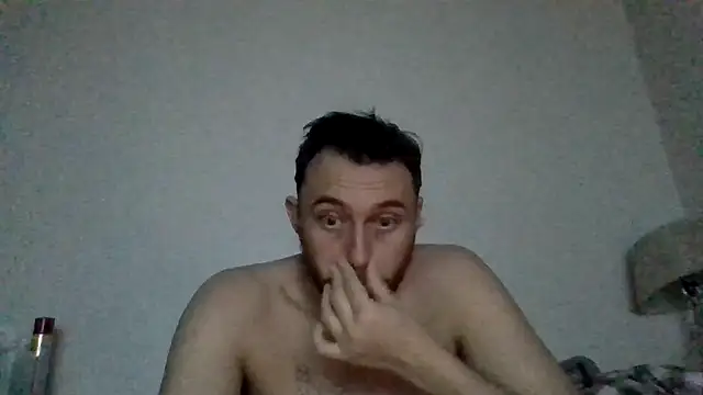 TallHungandCloudy69 – Kamerová šou