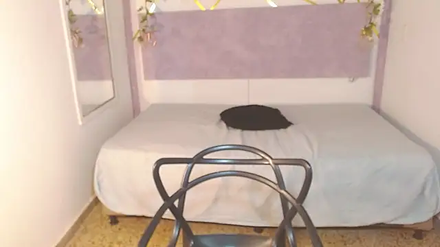 Show modela meganlust1 na web-kameri