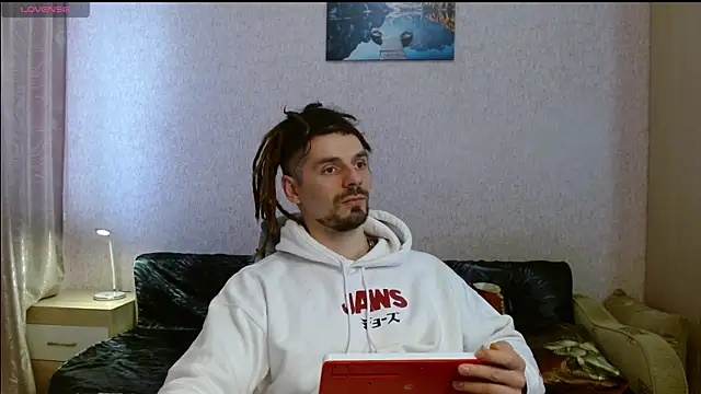 Aestheticguy101 webkamerás műsora