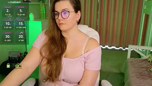 Онлайн чат XXX KellyKleine