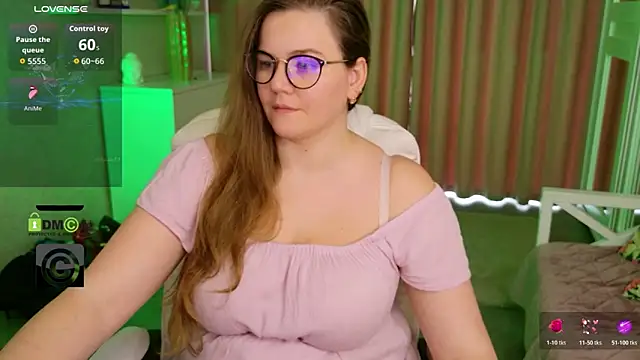 Chat +18 de KellyKleine ao vivo