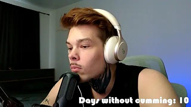 DENIS_HERE 网络视讯表演