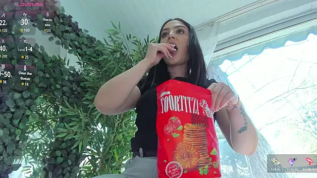 XXX chat uživo modela Lexi_Storm