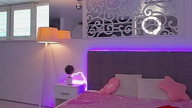 Živý XXX chat LuisaClover