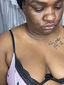 lilybaudyn_: онлайн-секс-чат