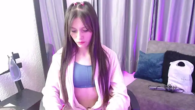 Chat XXX en directo de TiinaJonus_