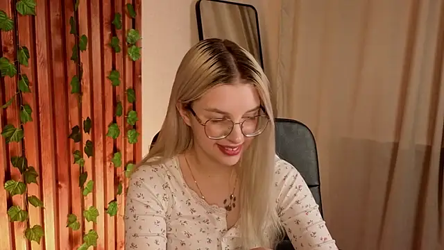 Chat XXX en directo de TiffanyPeachi