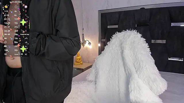 Show modela SamanthaLux na web-kameri